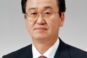 山科忠社長