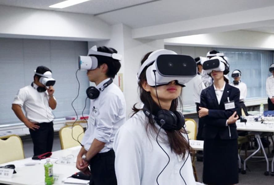 VR研修の様子