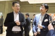 瀬戸社長（左）と金澤祐悟執行役専務