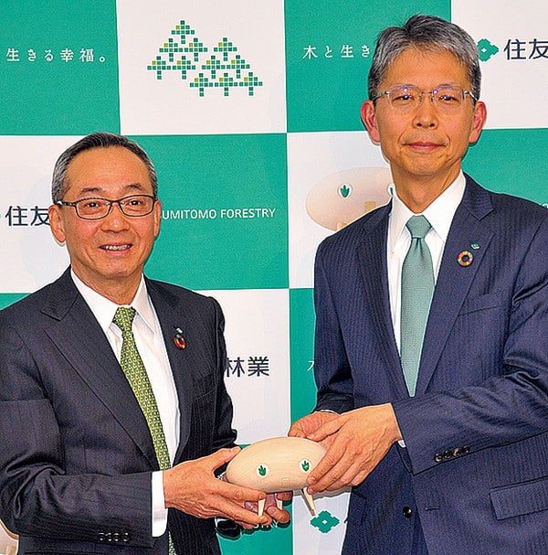 光吉専務（右）と市川社長